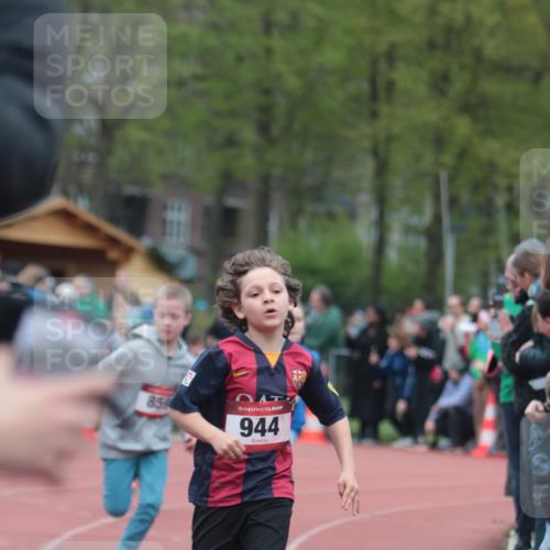 13.04.2025 - Hammer Lauf A. Gomolzig http://msf.ph/oto/7655647 13.04.2025 09:23:57 Ziel 359, 597, 636, 774, 888, 988, 1129, 1407, 1441, 1480, 1712, 1820, 1856 meine-sportfotos.de