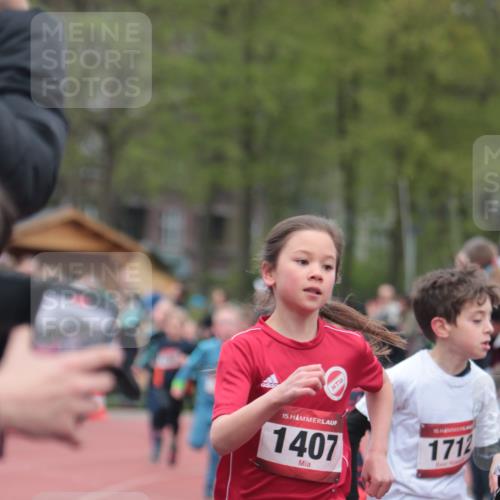 13.04.2025 - Hammer Lauf A. Gomolzig http://msf.ph/oto/7655669 13.04.2025 09:24:04 Ziel 774, 827, 869, 888, 1291, 1370, 1415, 1441, 1480, 1493, 1512, 1523, 1535, 1712, 1823, 1856 meine-sportfotos.de
