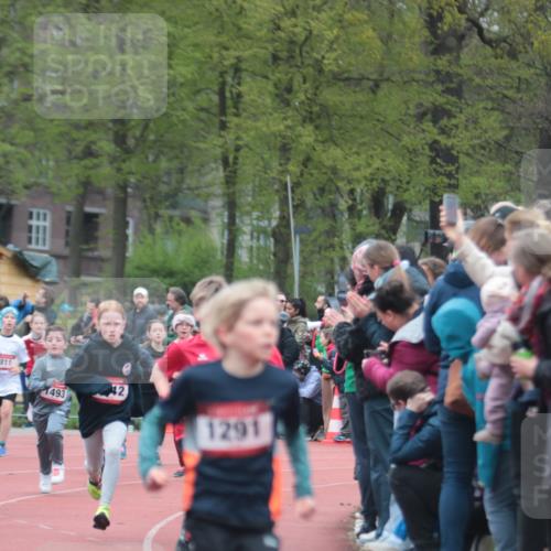 13.04.2025 - Hammer Lauf A. Gomolzig http://msf.ph/oto/7655684 13.04.2025 09:24:08 Ziel 358, 370, 811, 827, 869, 907, 1291, 1370, 1415, 1450, 1493, 1512, 1519, 1523, 1535, 1823 meine-sportfotos.de