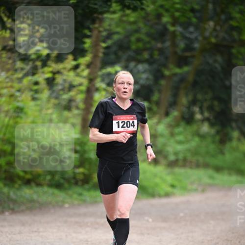 13.04.2025 - Hammer Lauf Dr. Thomas Lammeyer http://msf.ph/oto/7655687 13.04.2025 10:37:19 Laufen 15, 1204 meine-sportfotos.de