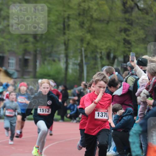 13.04.2025 - Hammer Lauf A. Gomolzig http://msf.ph/oto/7655688 13.04.2025 09:24:08 Ziel 358, 370, 811, 827, 869, 907, 1291, 1370, 1415, 1450, 1493, 1512, 1519, 1523, 1535, 1823 meine-sportfotos.de