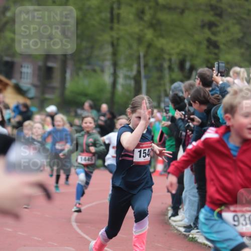 13.04.2025 - Hammer Lauf A. Gomolzig http://msf.ph/oto/7655774 13.04.2025 09:24:42 Ziel 788, 796, 845, 881, 893, 930, 1292, 1311, 1316, 1401, 1432, 1445, 1453, 1506, 1524, 1546, 1550, 1754, 1773, 1834 meine-sportfotos.de