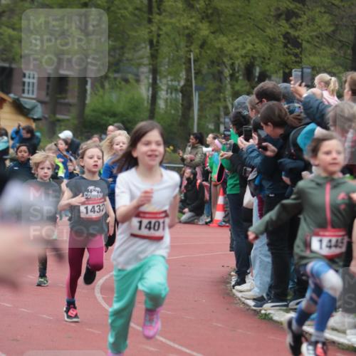 13.04.2025 - Hammer Lauf A. Gomolzig http://msf.ph/oto/7655778 13.04.2025 09:24:44 Ziel 788, 796, 845, 893, 1186, 1292, 1311, 1316, 1367, 1401, 1432, 1445, 1446, 1453, 1506, 1513, 1524, 1550, 1754, 1773, 1834 meine-sportfotos.de