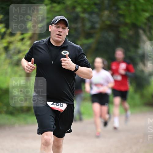13.04.2025 - Hammer Lauf Dr. Thomas Lammeyer http://msf.ph/oto/7655779 13.04.2025 10:37:30 Laufen 66 meine-sportfotos.de