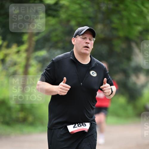 13.04.2025 - Hammer Lauf Dr. Thomas Lammeyer http://msf.ph/oto/7655788 13.04.2025 10:37:30 Laufen 286 meine-sportfotos.de