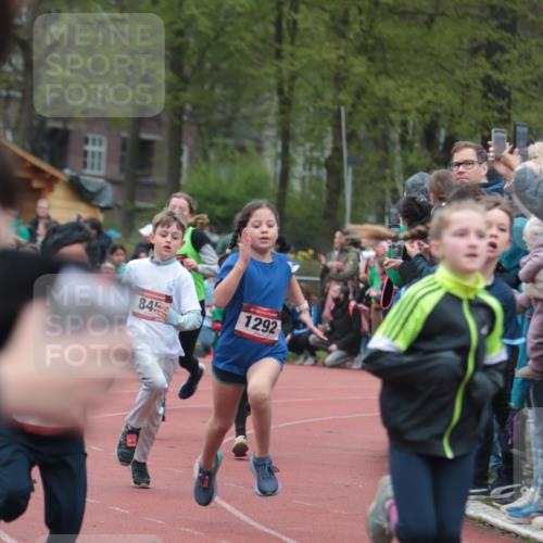 13.04.2025 - Hammer Lauf A. Gomolzig http://msf.ph/oto/7655791 13.04.2025 09:24:48 Ziel 403, 612, 814, 845, 918, 1026, 1052, 1062, 1169, 1186, 1292, 1311, 1316, 1367, 1406, 1446, 1475, 1477, 1484, 1490, 1506, 1513, 1516, 1524, 1525, 1526, 1549, 1550, 1721, 1754, 1773, 1821 meine-sportfotos.de