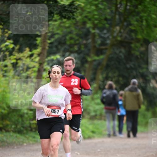 13.04.2025 - Hammer Lauf Dr. Thomas Lammeyer http://msf.ph/oto/7655793 13.04.2025 10:37:32 Laufen 15, 857, 23 meine-sportfotos.de