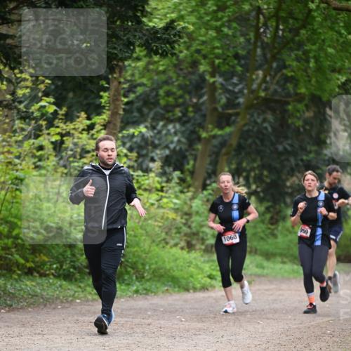 13.04.2025 - Hammer Lauf Dr. Thomas Lammeyer http://msf.ph/oto/7655834 13.04.2025 10:37:43 Laufen 1060, 059 meine-sportfotos.de