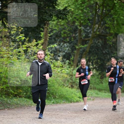 13.04.2025 - Hammer Lauf Dr. Thomas Lammeyer http://msf.ph/oto/7655837 13.04.2025 10:37:43 Laufen 1060, 1059 meine-sportfotos.de