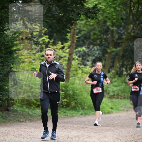 13.04.2025 - Hammer Lauf Dr. Thomas Lammeyer http://msf.ph/oto/7655850 13.04.2025 10:37:44 Laufen 1060, 1059 meine-sportfotos.de