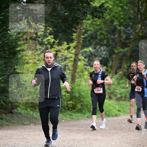 13.04.2025 - Hammer Lauf Dr. Thomas Lammeyer http://msf.ph/oto/7655855 13.04.2025 10:37:44 Laufen 1060, 059 meine-sportfotos.de