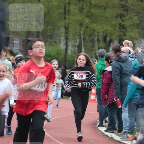 13.04.2025 - Hammer Lauf A. Gomolzig http://msf.ph/oto/7655894 13.04.2025 09:25:35 Ziel 542, 682, 691, 795, 797, 798, 813, 864, 963, 973, 989, 1359, 1428, 1461, 1615, 1701 meine-sportfotos.de