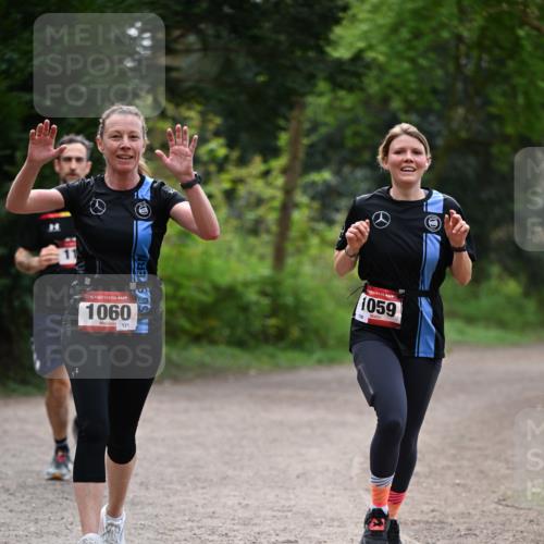 13.04.2025 - Hammer Lauf Dr. Thomas Lammeyer http://msf.ph/oto/7655895 13.04.2025 10:37:49 Laufen 15, 1060, 121, 1059 meine-sportfotos.de