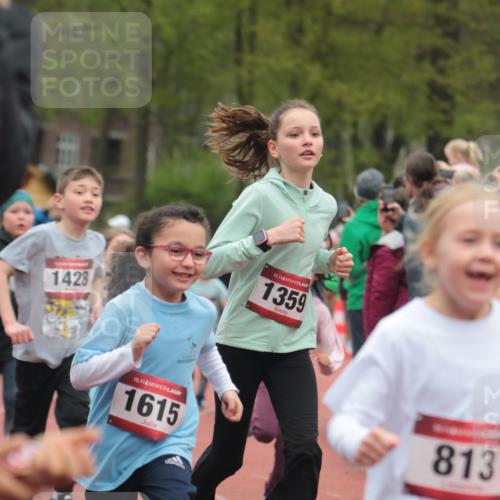 13.04.2025 - Hammer Lauf A. Gomolzig http://msf.ph/oto/7655900 13.04.2025 09:25:37 Ziel 542, 657, 682, 691, 777, 795, 798, 816, 820, 864, 963, 973, 989, 1141, 1359, 1428, 1461, 1536, 1615 meine-sportfotos.de