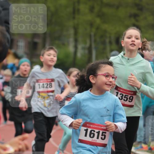 13.04.2025 - Hammer Lauf A. Gomolzig http://msf.ph/oto/7655902 13.04.2025 09:25:38 Ziel 542, 657, 682, 777, 795, 816, 820, 973, 989, 1141, 1428, 1461, 1536, 1615, 1918 meine-sportfotos.de