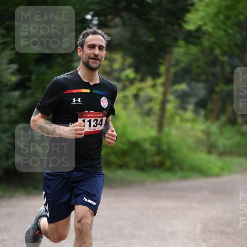 13.04.2025 - Hammer Lauf Dr. Thomas Lammeyer http://msf.ph/oto/7655904 13.04.2025 10:37:51 Laufen 15, 134 meine-sportfotos.de