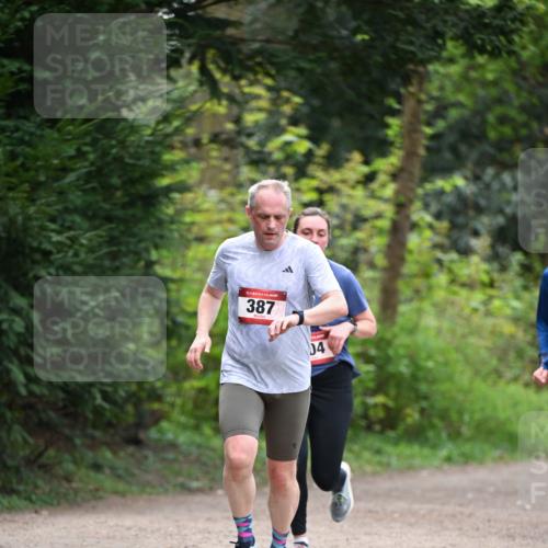 13.04.2025 - Hammer Lauf Dr. Thomas Lammeyer http://msf.ph/oto/7655910 13.04.2025 10:37:57 Laufen 387, 04 meine-sportfotos.de