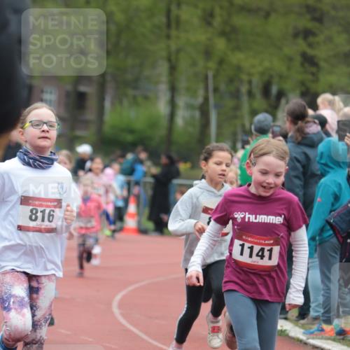 13.04.2025 - Hammer Lauf A. Gomolzig http://msf.ph/oto/7655926 13.04.2025 09:25:46 Ziel 402, 657, 777, 803, 809, 816, 820, 866, 901, 941, 1126, 1141, 1172, 1315, 1419, 1421, 1425, 1474, 1536, 1547, 1918 meine-sportfotos.de