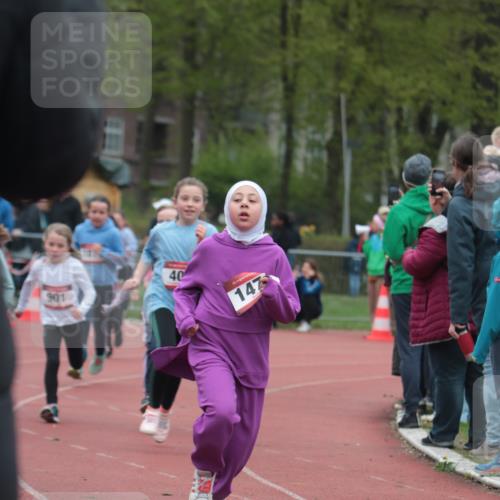 13.04.2025 - Hammer Lauf A. Gomolzig http://msf.ph/oto/7655947 13.04.2025 09:25:52 Ziel 402, 640, 803, 809, 901, 941, 1126, 1315, 1423, 1474, 1811 meine-sportfotos.de