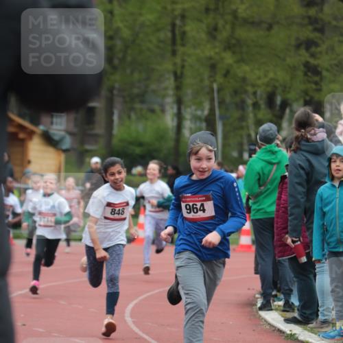 13.04.2025 - Hammer Lauf A. Gomolzig http://msf.ph/oto/7655980 13.04.2025 09:26:07 Ziel 836, 848, 854, 865, 934, 942, 964, 1320, 1448, 1456, 1710 meine-sportfotos.de