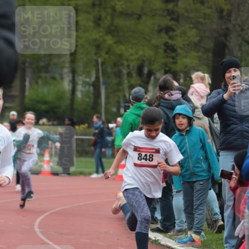 13.04.2025 - Hammer Lauf A. Gomolzig http://msf.ph/oto/7655984 13.04.2025 09:26:08 Ziel 836, 854, 865, 934, 942, 1320, 1448, 1456, 1710 meine-sportfotos.de