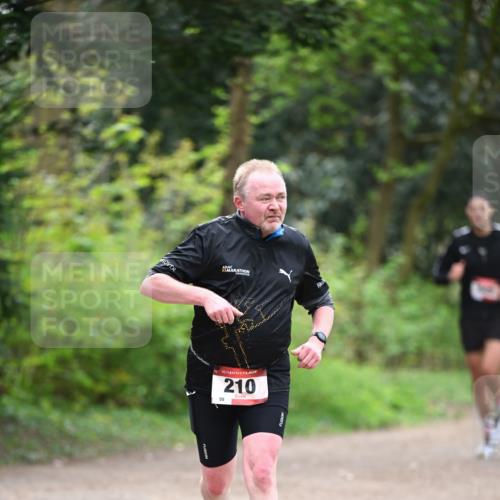 13.04.2025 - Hammer Lauf Dr. Thomas Lammeyer http://msf.ph/oto/7655990 13.04.2025 10:38:15 Laufen 59, 15, 210 meine-sportfotos.de
