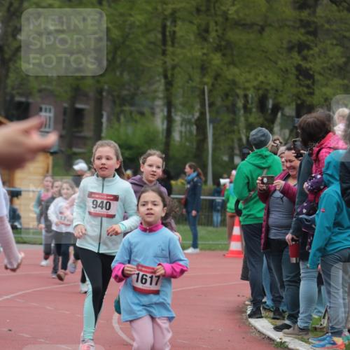 13.04.2025 - Hammer Lauf A. Gomolzig http://msf.ph/oto/7656008 13.04.2025 09:26:17 Ziel 802, 835, 842, 940, 1015, 1355, 1617, 1713, 1724, 1825 meine-sportfotos.de