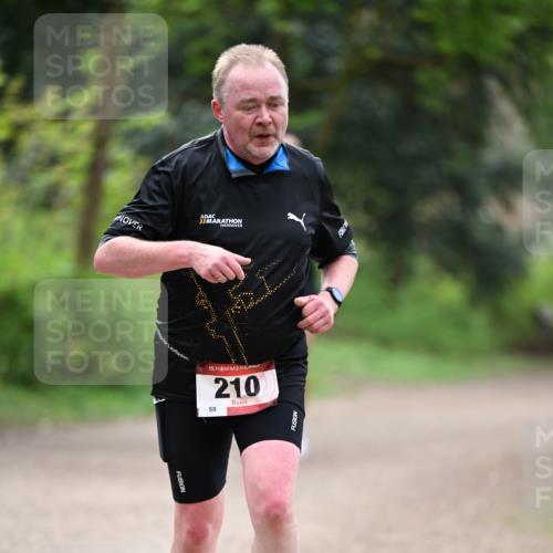 13.04.2025 - Hammer Lauf Dr. Thomas Lammeyer http://msf.ph/oto/7656009 13.04.2025 10:38:16 Laufen 15, 59, 210 meine-sportfotos.de