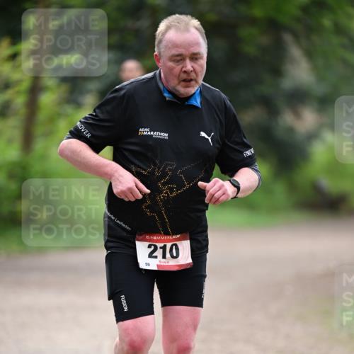 13.04.2025 - Hammer Lauf Dr. Thomas Lammeyer http://msf.ph/oto/7656014 13.04.2025 10:38:16 Laufen 15, 59, 210 meine-sportfotos.de