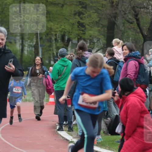 13.04.2025 - Hammer Lauf A. Gomolzig http://msf.ph/oto/7656024 13.04.2025 09:26:27 Ziel 680, 949, 954, 1266, 1321, 1405 meine-sportfotos.de