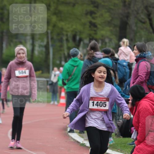 13.04.2025 - Hammer Lauf A. Gomolzig http://msf.ph/oto/7656038 13.04.2025 09:26:32 Ziel 584, 778, 1321, 1405, 1473 meine-sportfotos.de