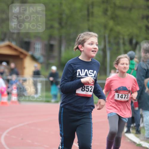 13.04.2025 - Hammer Lauf A. Gomolzig http://msf.ph/oto/7656044 13.04.2025 09:26:38 Ziel 584, 778, 852, 1473 meine-sportfotos.de
