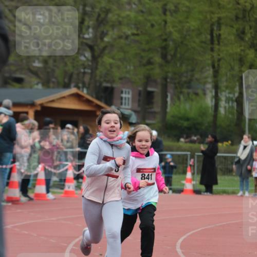 13.04.2025 - Hammer Lauf A. Gomolzig http://msf.ph/oto/7656046 13.04.2025 09:26:40 Ziel 584, 778, 852, 1473 meine-sportfotos.de
