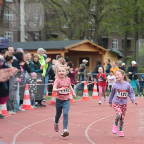 13.04.2025 - Hammer Lauf A. Gomolzig http://msf.ph/oto/7656099 13.04.2025 09:27:16 Ziel 957, 1187, 1299, 1472, 1762 meine-sportfotos.de