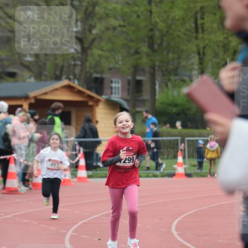 13.04.2025 - Hammer Lauf A. Gomolzig http://msf.ph/oto/7656106 13.04.2025 09:27:21 Ziel 957, 1299 meine-sportfotos.de
