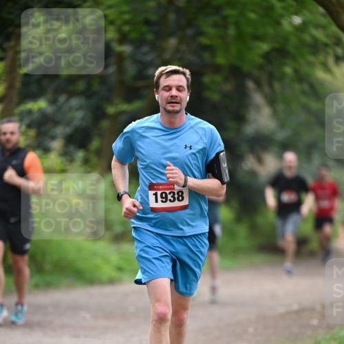 13.04.2025 - Hammer Lauf Dr. Thomas Lammeyer http://msf.ph/oto/7656107 13.04.2025 10:38:28 Laufen 28, 15, 1938 meine-sportfotos.de