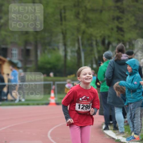 13.04.2025 - Hammer Lauf A. Gomolzig http://msf.ph/oto/7656108 13.04.2025 09:27:23 Ziel 957, 1299 meine-sportfotos.de