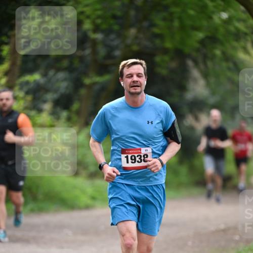 13.04.2025 - Hammer Lauf Dr. Thomas Lammeyer http://msf.ph/oto/7656109 13.04.2025 10:38:28 Laufen 15, 85, 1932 meine-sportfotos.de