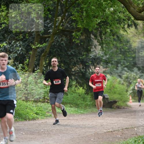 13.04.2025 - Hammer Lauf Dr. Thomas Lammeyer http://msf.ph/oto/7656112 13.04.2025 10:38:31 Laufen 1351, 839, 1794 meine-sportfotos.de