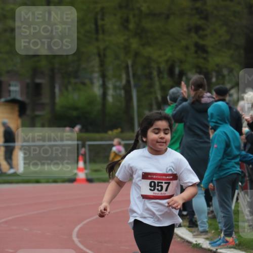 13.04.2025 - Hammer Lauf A. Gomolzig http://msf.ph/oto/7656117 13.04.2025 09:27:25 Ziel 957 meine-sportfotos.de