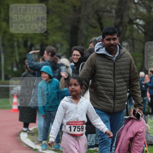 13.04.2025 - Hammer Lauf A. Gomolzig http://msf.ph/oto/7656135 13.04.2025 09:27:45 Ziel 1759 meine-sportfotos.de