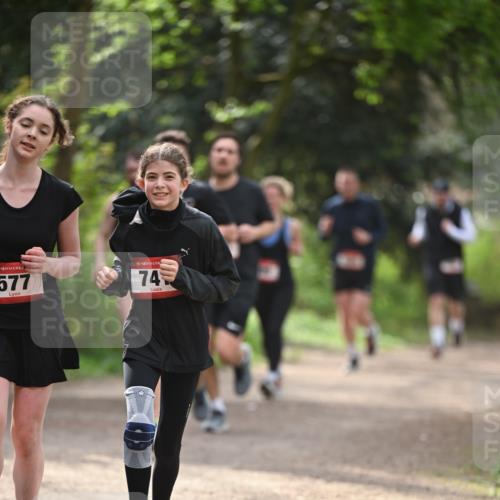 13.04.2025 - Hammer Lauf Dr. Thomas Lammeyer http://msf.ph/oto/7656191 13.04.2025 10:38:58 Laufen 577, 15, 74 meine-sportfotos.de