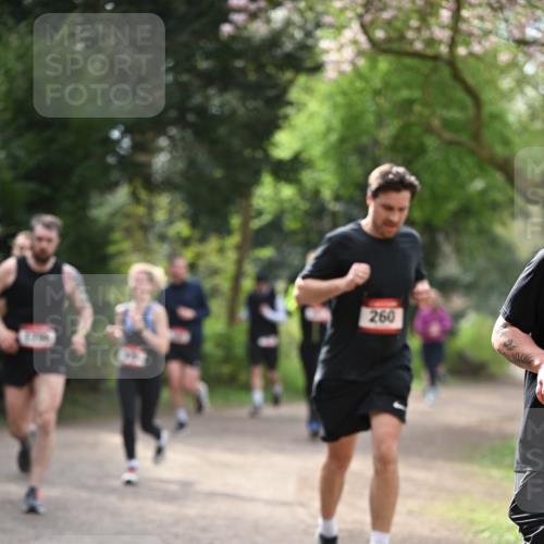 13.04.2025 - Hammer Lauf Dr. Thomas Lammeyer http://msf.ph/oto/7656205 13.04.2025 10:39:03 Laufen 260 meine-sportfotos.de