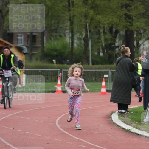 13.04.2025 - Hammer Lauf A. Gomolzig http://msf.ph/oto/7656238 13.04.2025 09:28:40 Ziel 392 meine-sportfotos.de