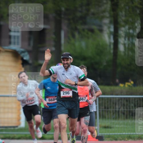 13.04.2025 - Hammer Lauf A. Gomolzig http://msf.ph/oto/7656259 13.04.2025 10:04:38 Ziel 296, 339, 667, 668, 702, 1175, 1720, 1855 meine-sportfotos.de