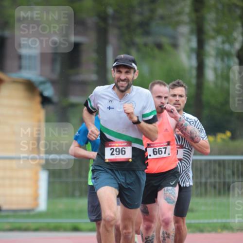 13.04.2025 - Hammer Lauf A. Gomolzig http://msf.ph/oto/7656271 13.04.2025 10:04:40 Ziel 296, 339, 667, 668, 702, 1175, 1720, 1855 meine-sportfotos.de