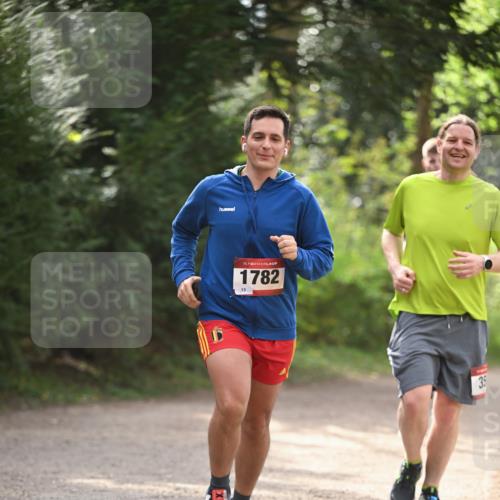 13.04.2025 - Hammer Lauf Dr. Thomas Lammeyer http://msf.ph/oto/7656292 13.04.2025 10:39:19 Laufen 15, 1782, 13, 335 meine-sportfotos.de