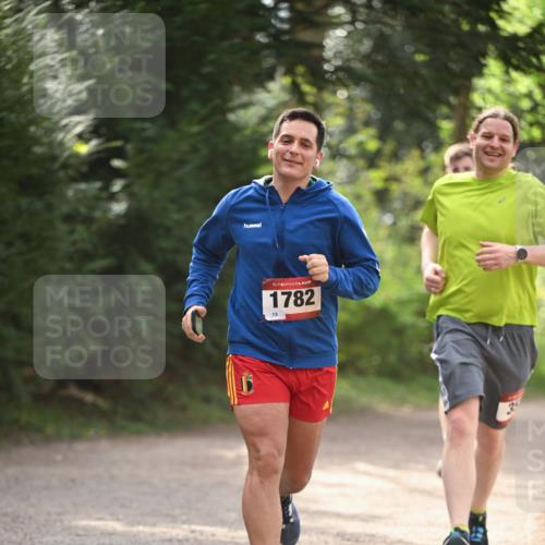 13.04.2025 - Hammer Lauf Dr. Thomas Lammeyer http://msf.ph/oto/7656295 13.04.2025 10:39:20 Laufen 15, 1782 meine-sportfotos.de