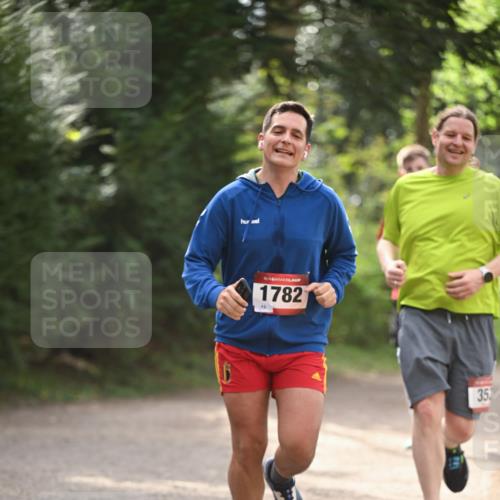 13.04.2025 - Hammer Lauf Dr. Thomas Lammeyer http://msf.ph/oto/7656296 13.04.2025 10:39:20 Laufen 15, 1782, 13, 353 meine-sportfotos.de