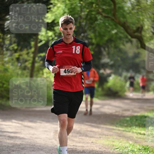 13.04.2025 - Hammer Lauf Dr. Thomas Lammeyer http://msf.ph/oto/7656321 13.04.2025 10:39:23 Laufen 15, 49, 18 meine-sportfotos.de